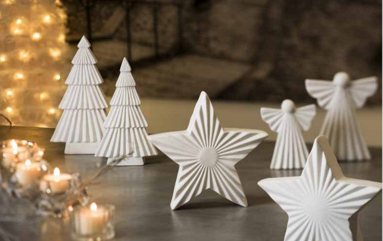 Keramikfigur Engel 12cm klein Weihnachten Dekoration weiß