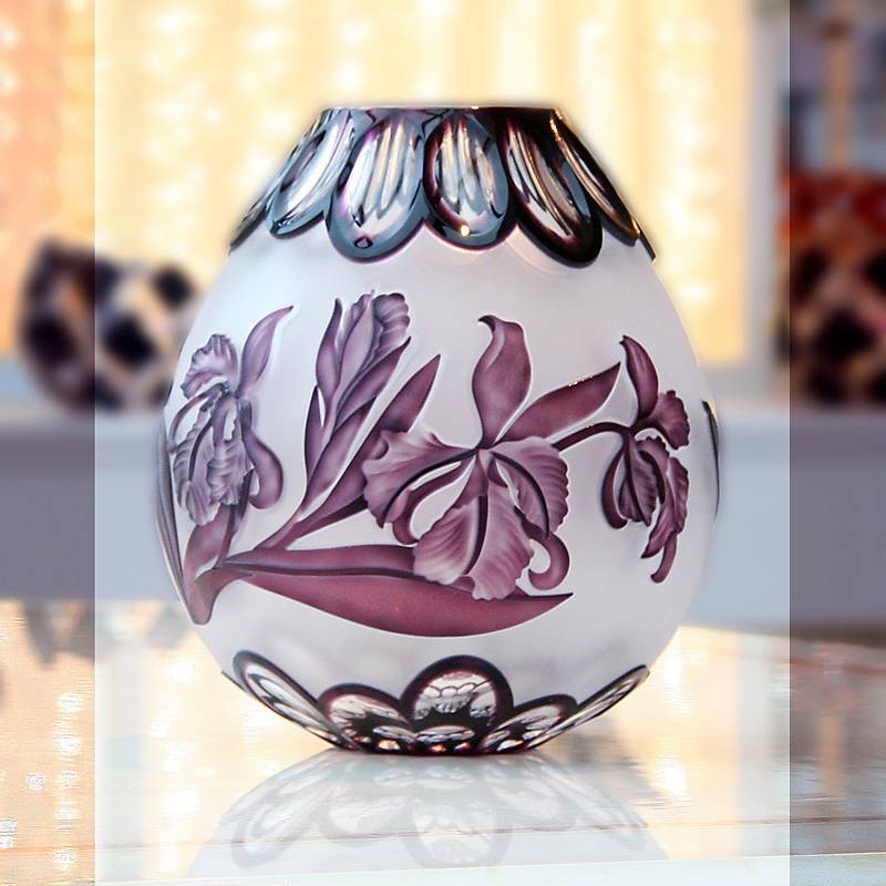 Vase handgeschliffen mit Rose "King" (21cm)