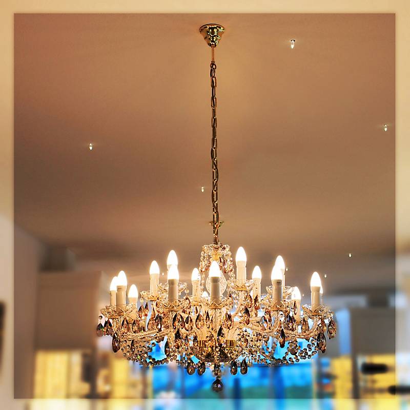 Kronleuchter Miranda Erleuchtung, Gold/Transparent, aus Glas
