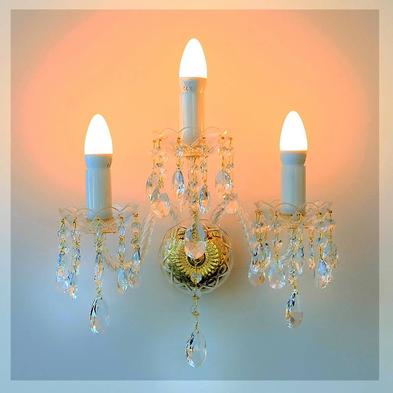Wandleuchter Elisa Erleuchtung, Gold/Transparent, aus Glas