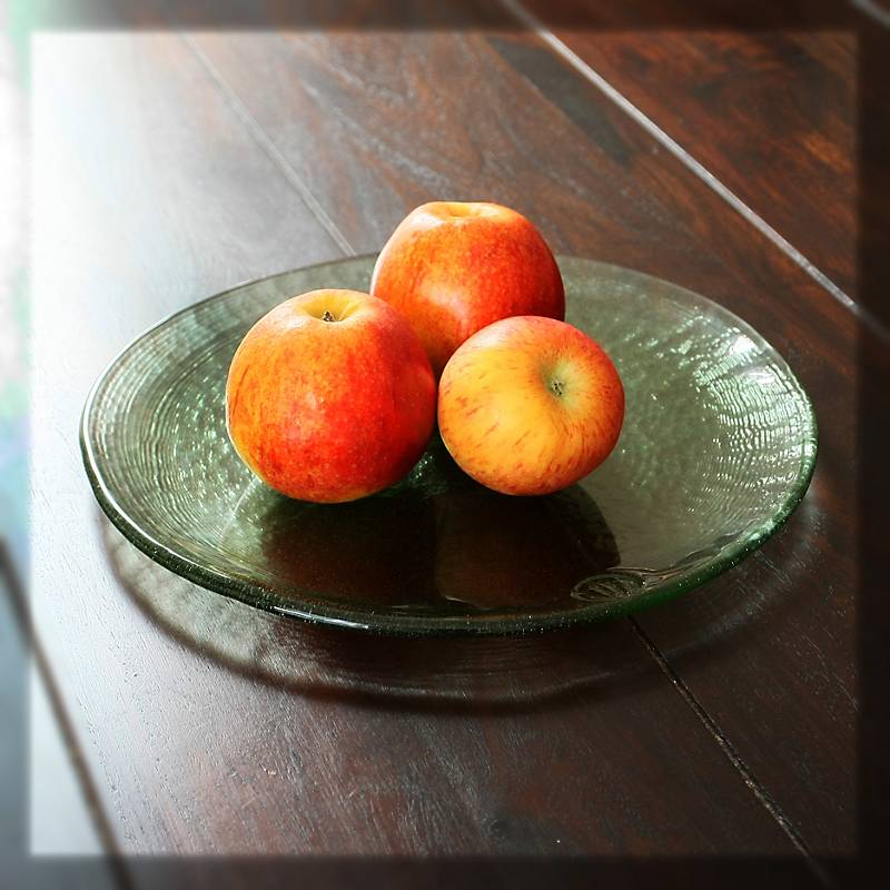 Glasteller Thüringer Waldglas 26cm flach Kuchenplatte Servierteller grün